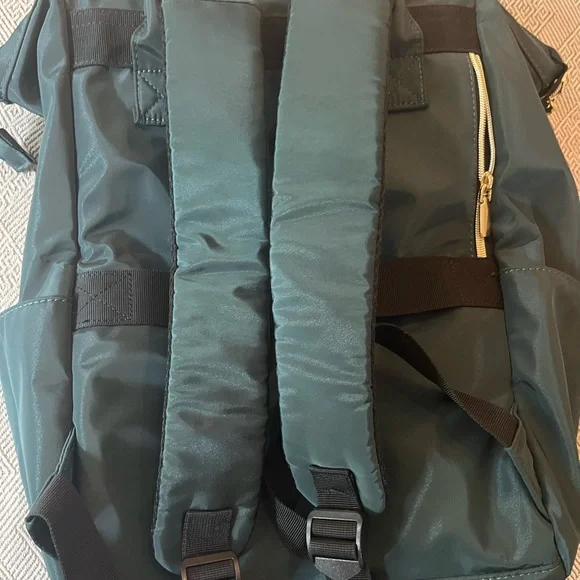 Black Laptop Case by [Brand] - Picture 3 of 5